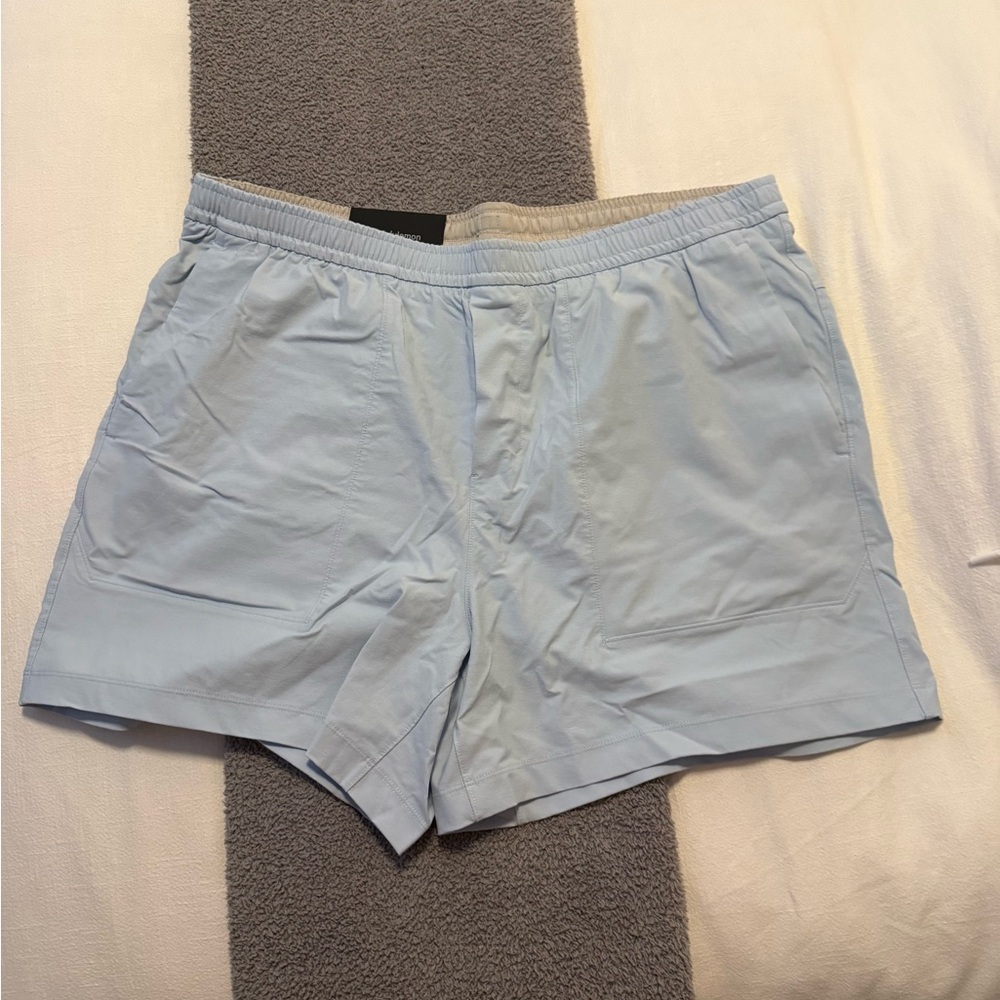 NWT Lululemon Bowline 5in Short
